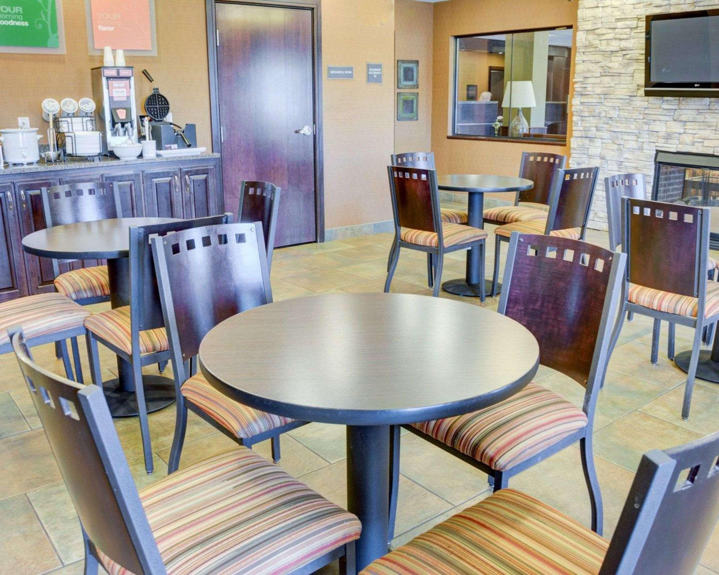 Comfort Inn & Suites Russellville I-40 Exteriér fotografie