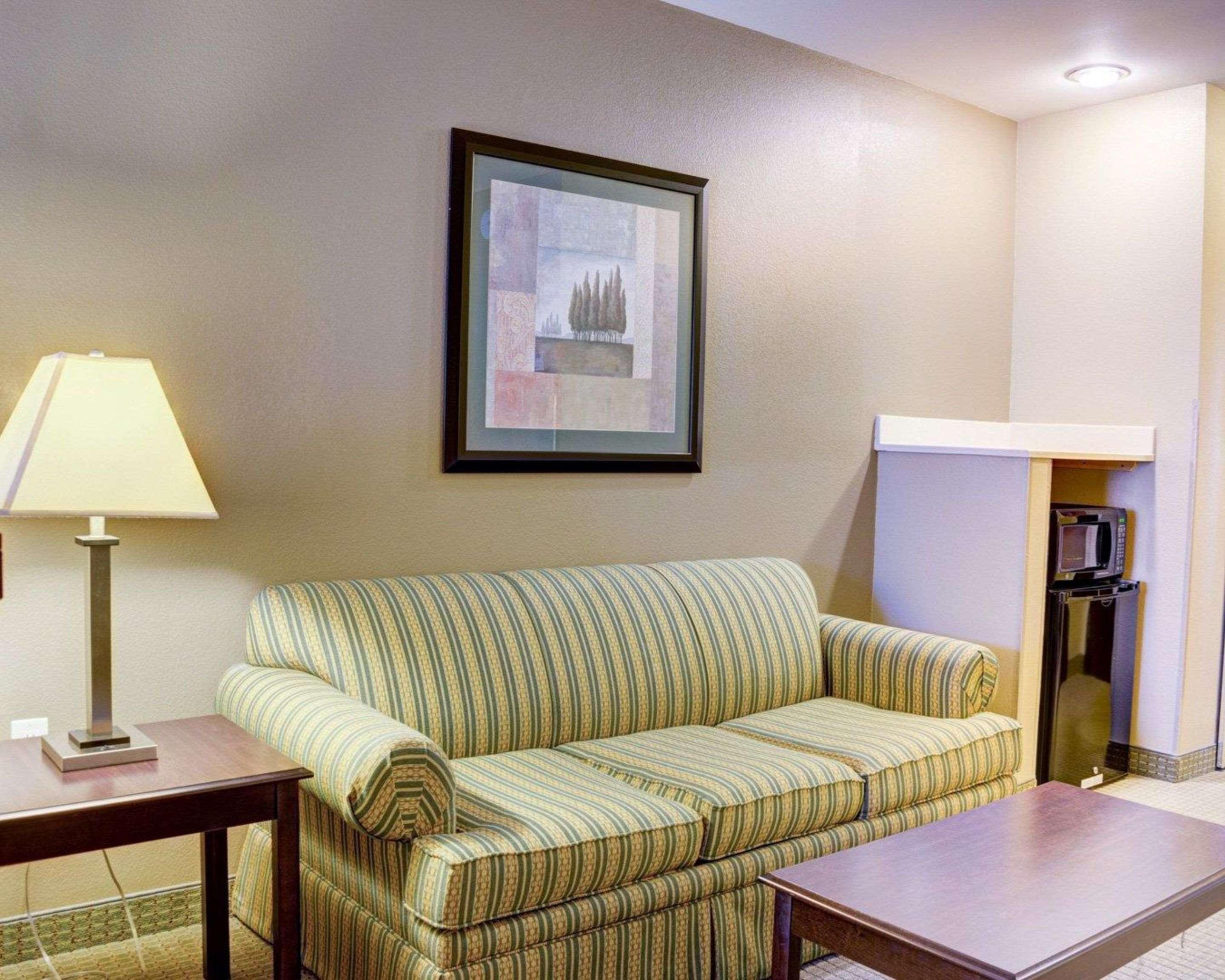 Comfort Inn & Suites Russellville I-40 Exteriér fotografie